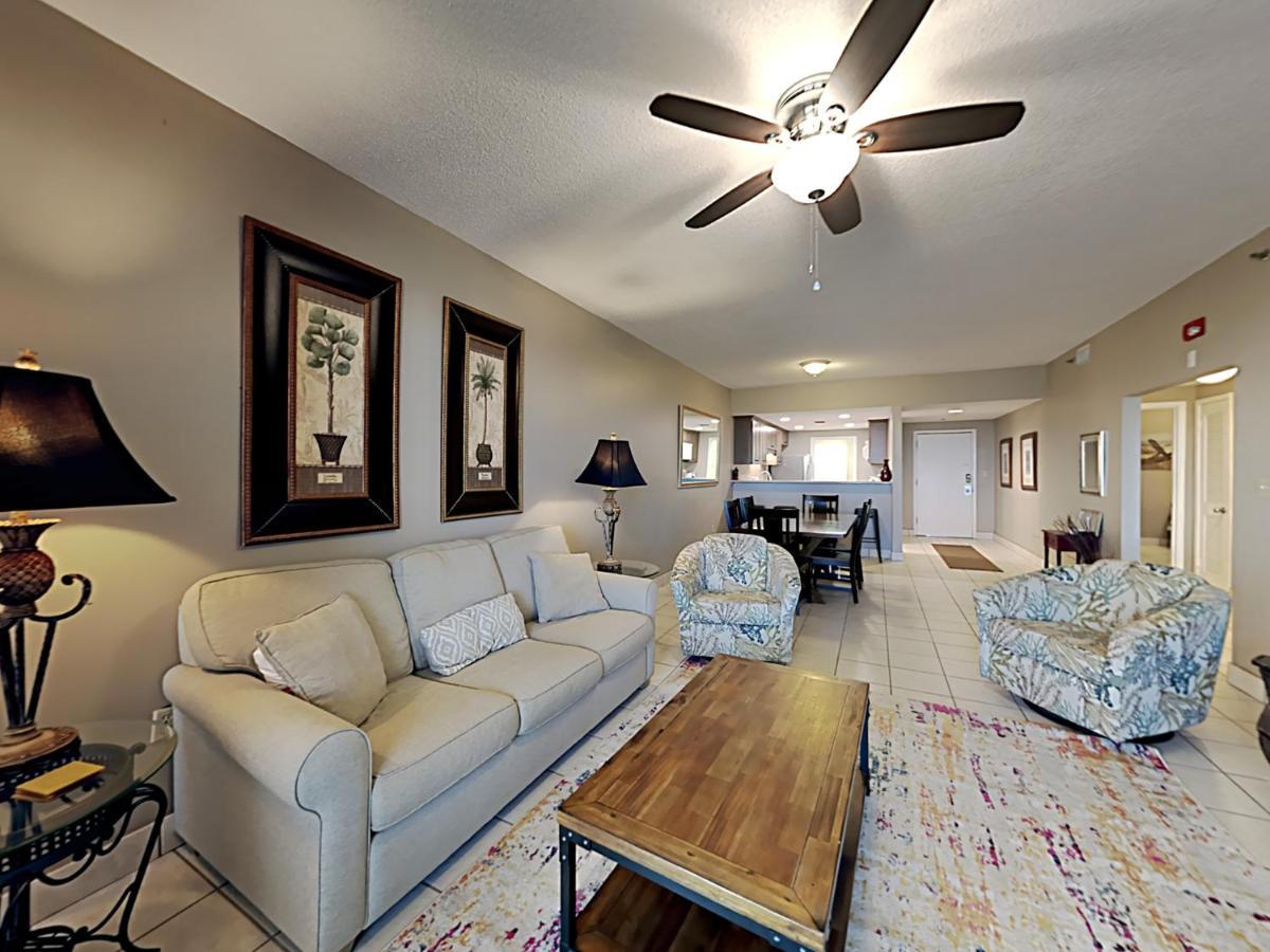 Apartment Towers #203 Navarre