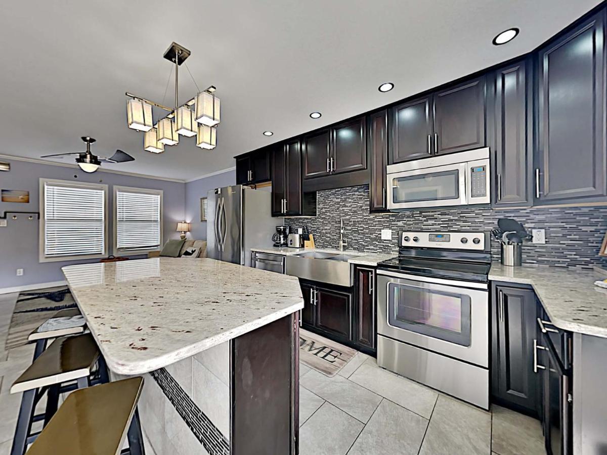 Apartment Island Gardens #103 Fort Walton Beach