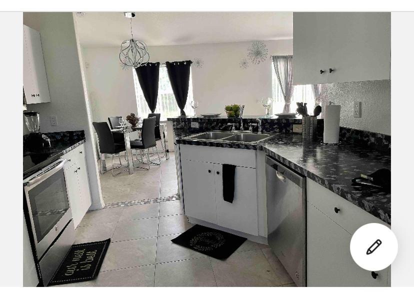 Cozy Spacious 4bd With Garden Tub Near Kissimmee