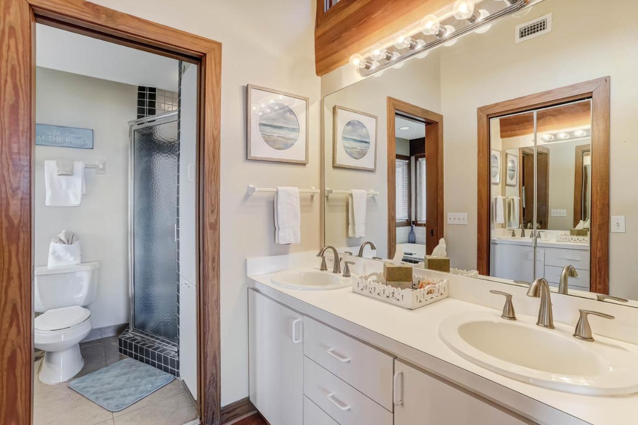 Oceanfront Pet Friendly Unit * Fernandina Beach