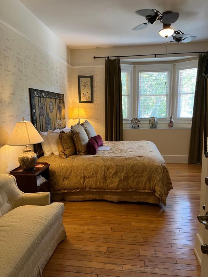 Bed & Breakfast Hoyt House Luxury 4*