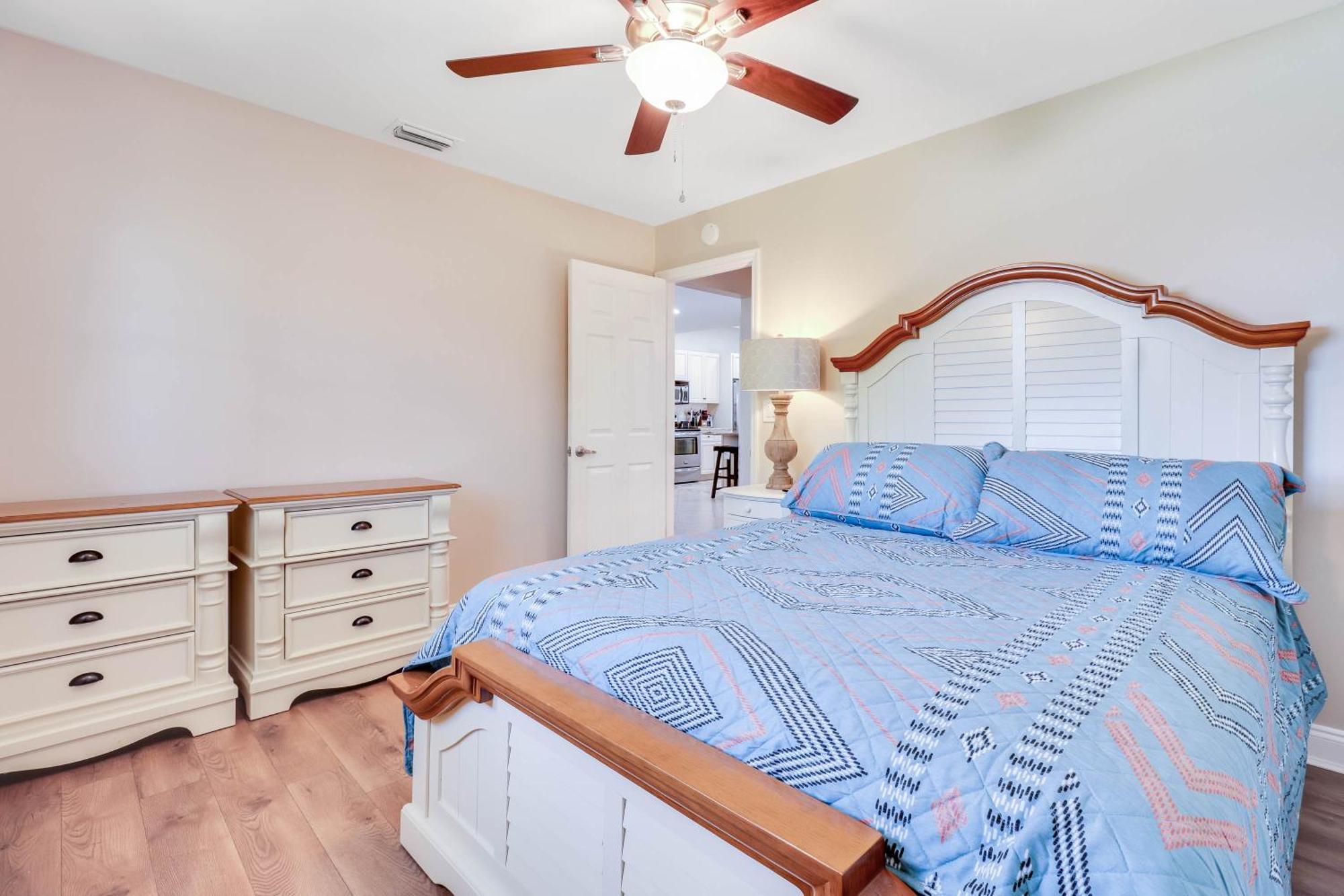 Waterfront Pool With Sailboat Access Villa Cape Coral