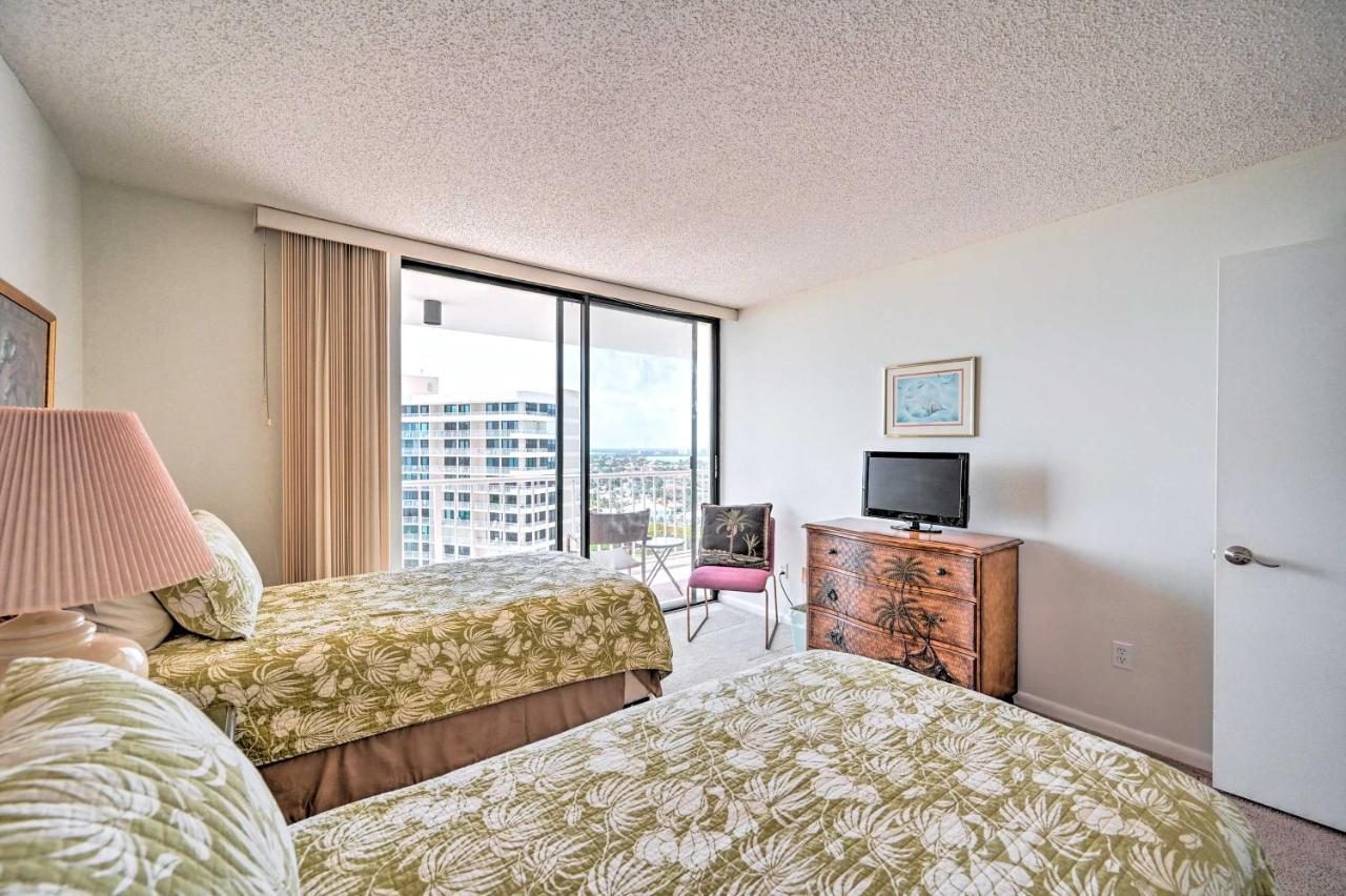 Apartment Beachfront With Pool Access! *