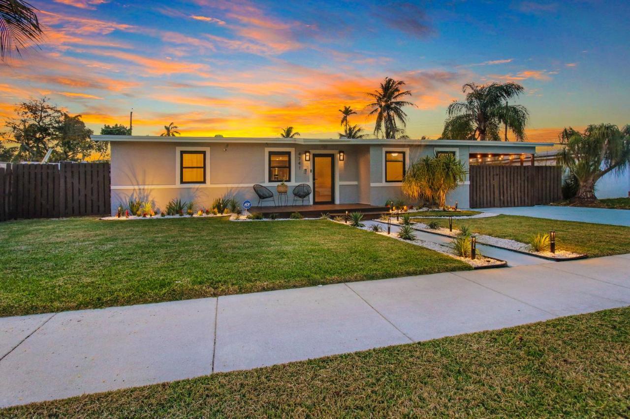 Private Heated Pool Oasis Pet-friendly Retreat Short Or Long Sleeps 2-8 Ppl *