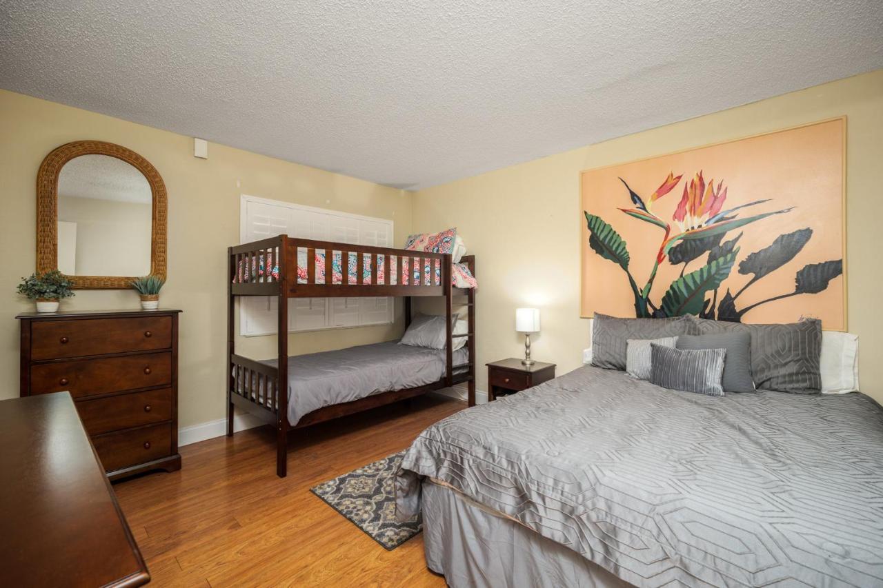 Apartment Shores Club 703 *