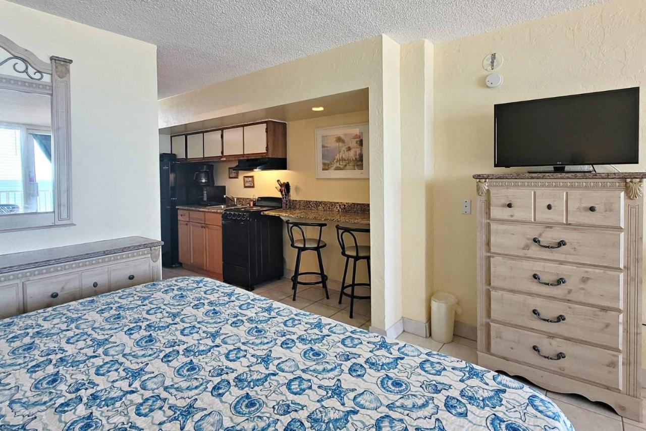 Pirates Cove Unit #614 *