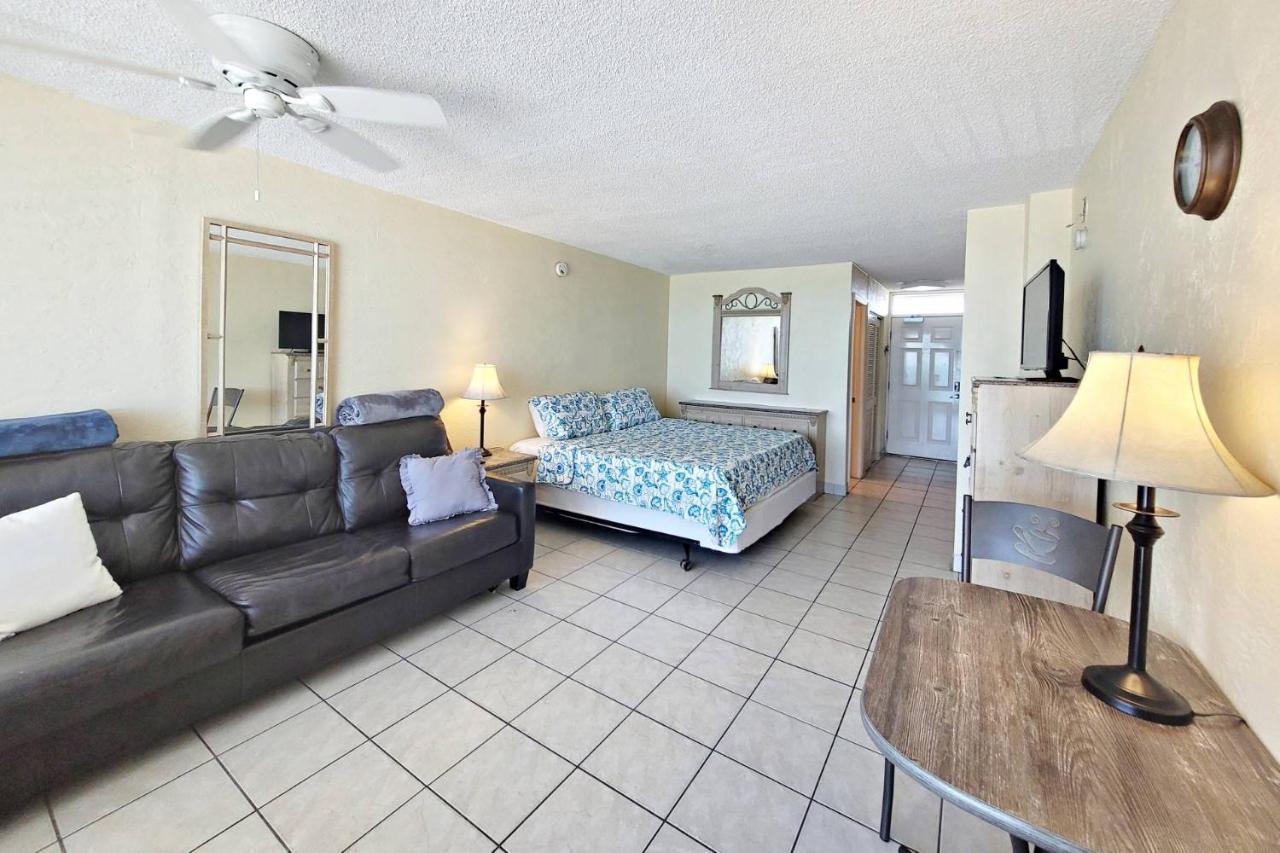 Pirates Cove Unit #614 Holiday home Daytona Beach