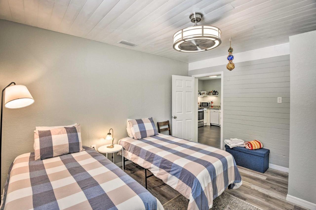 Dog-friendly With Gas Grill - Walk To Rose Bay! *