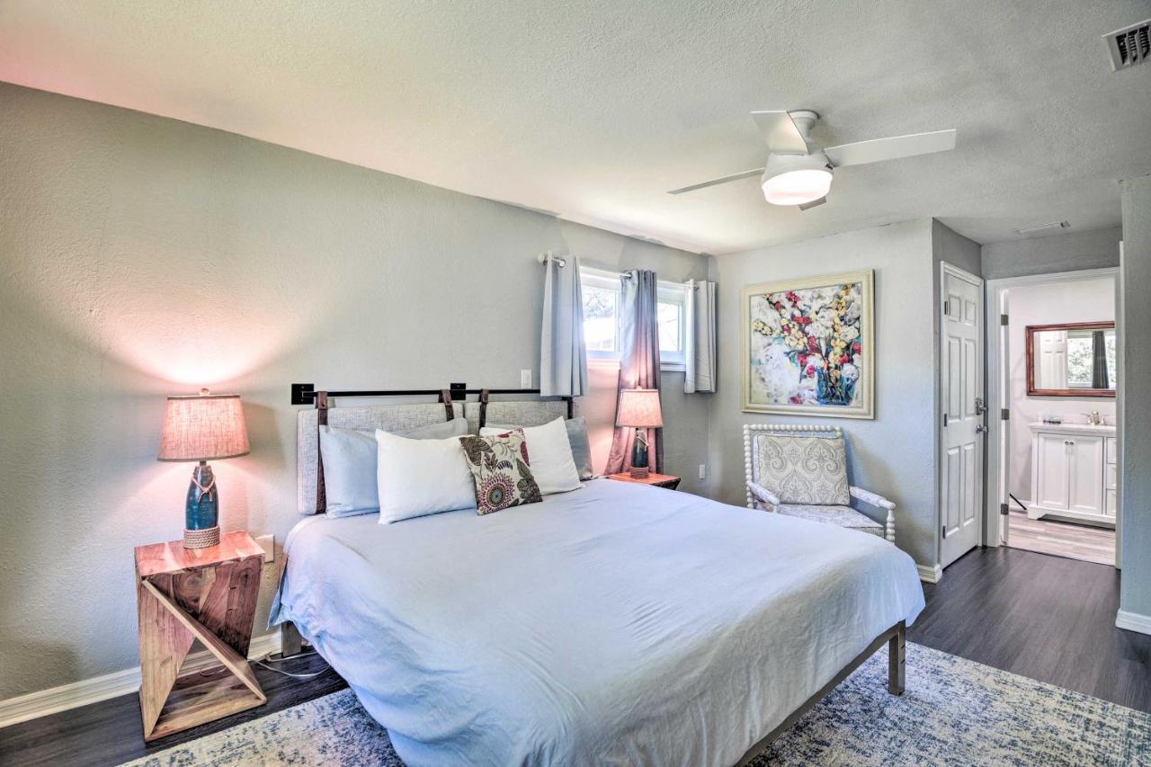 Holiday home Dog-friendly With Gas Grill - Walk To Rose Bay! *
