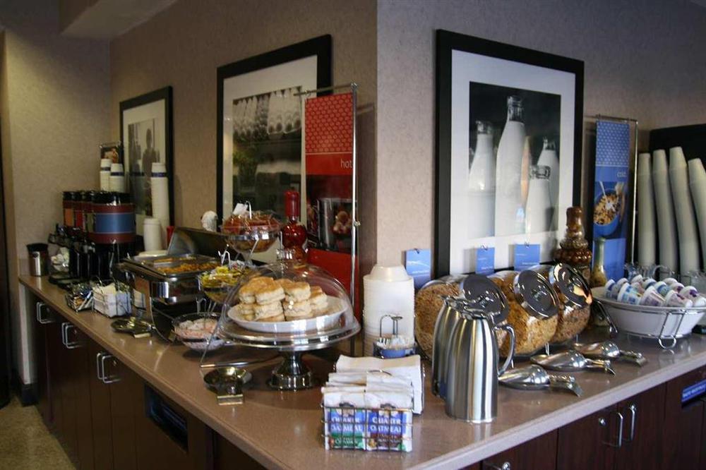 Hotel Hampton Tampa-rocky Point 3*