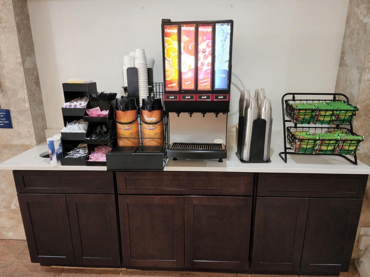 Days By Wyndham St. Petersburg / Tampa Bay Area 3* Pinellas Park