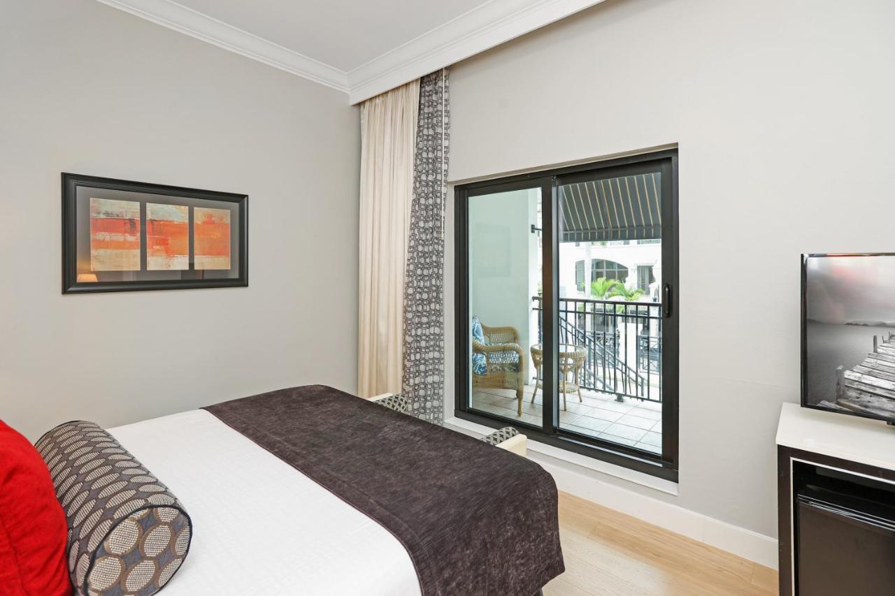 Hotel On Fifth 4*