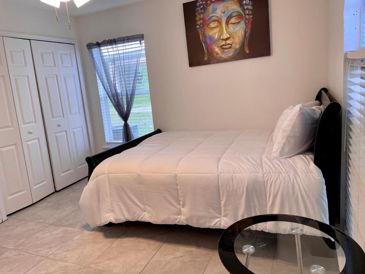 Cozy Spacious 4bd With Garden Tub Near Holiday home Kissimmee