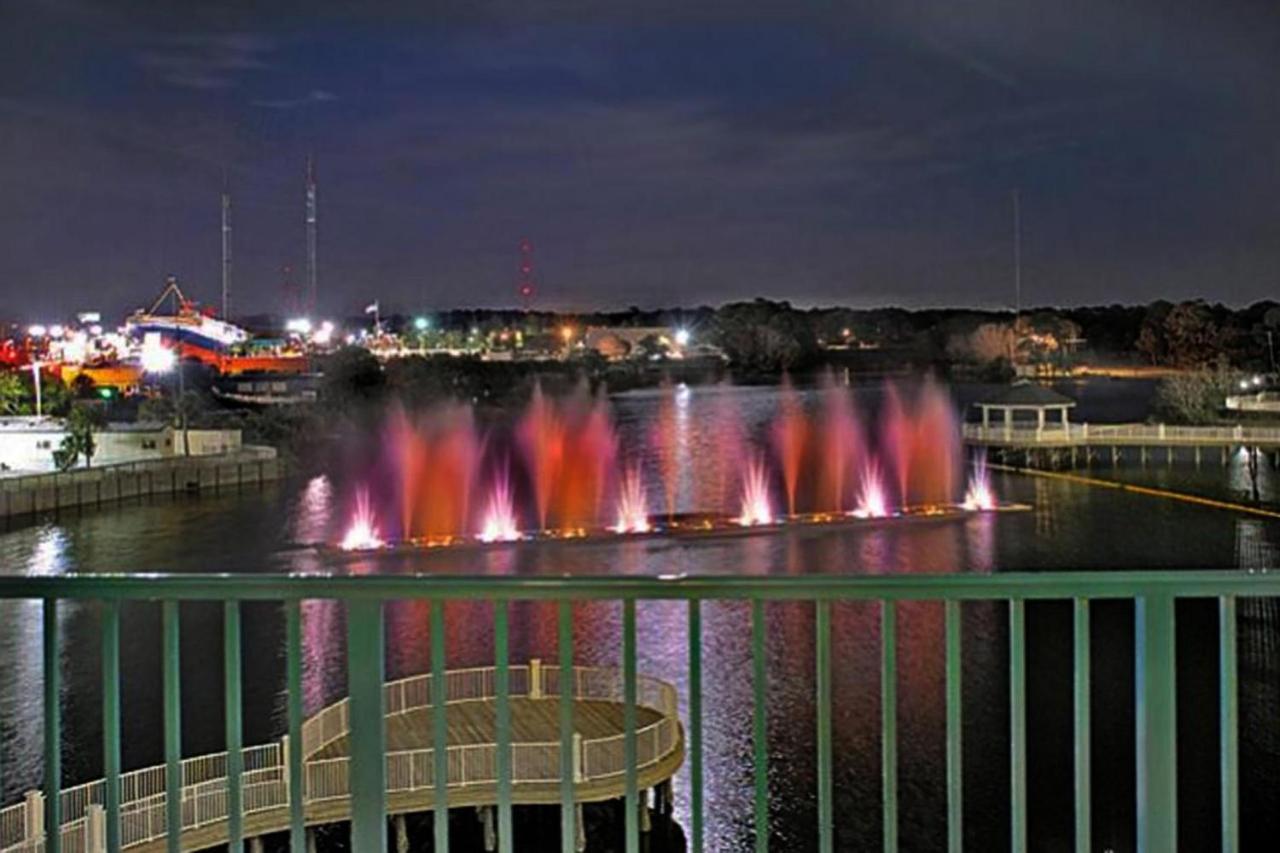 Apartment Laketown Wharf 1326 *