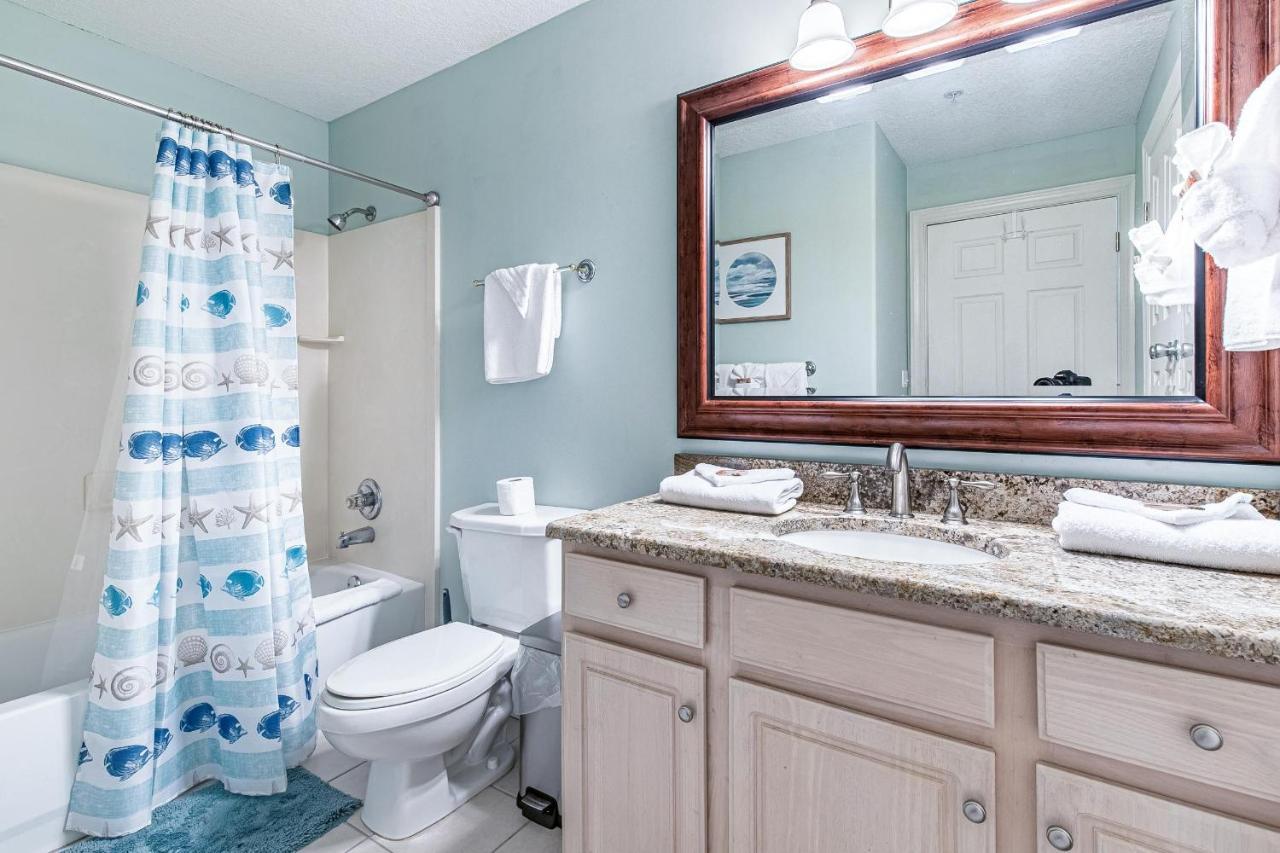 Ocean 802 Apartment