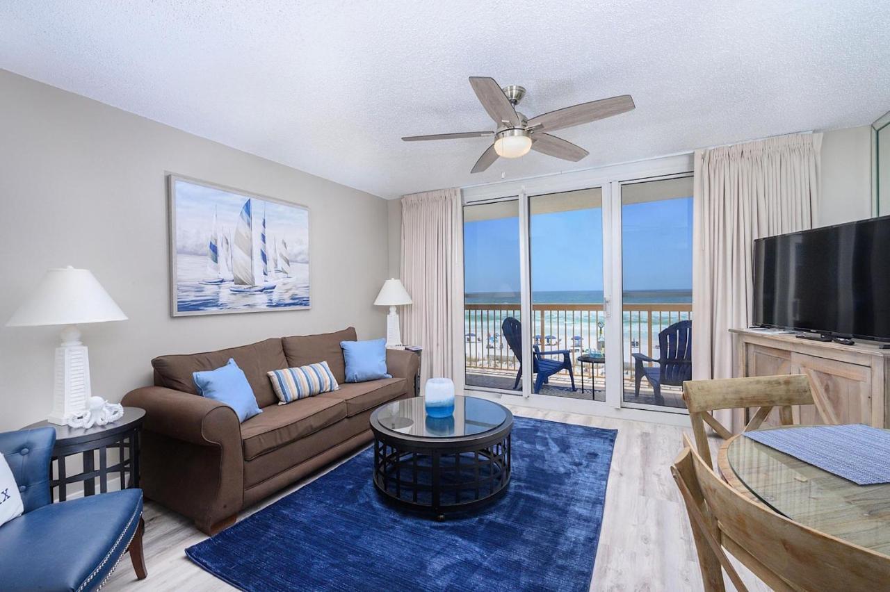 Pelican 308 * Destin