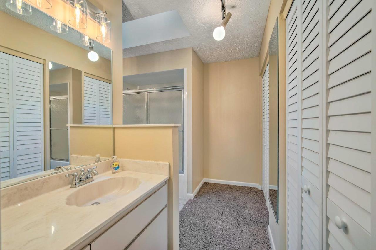 Holiday home Pet-friendly Retreat With Lake And Dock! *