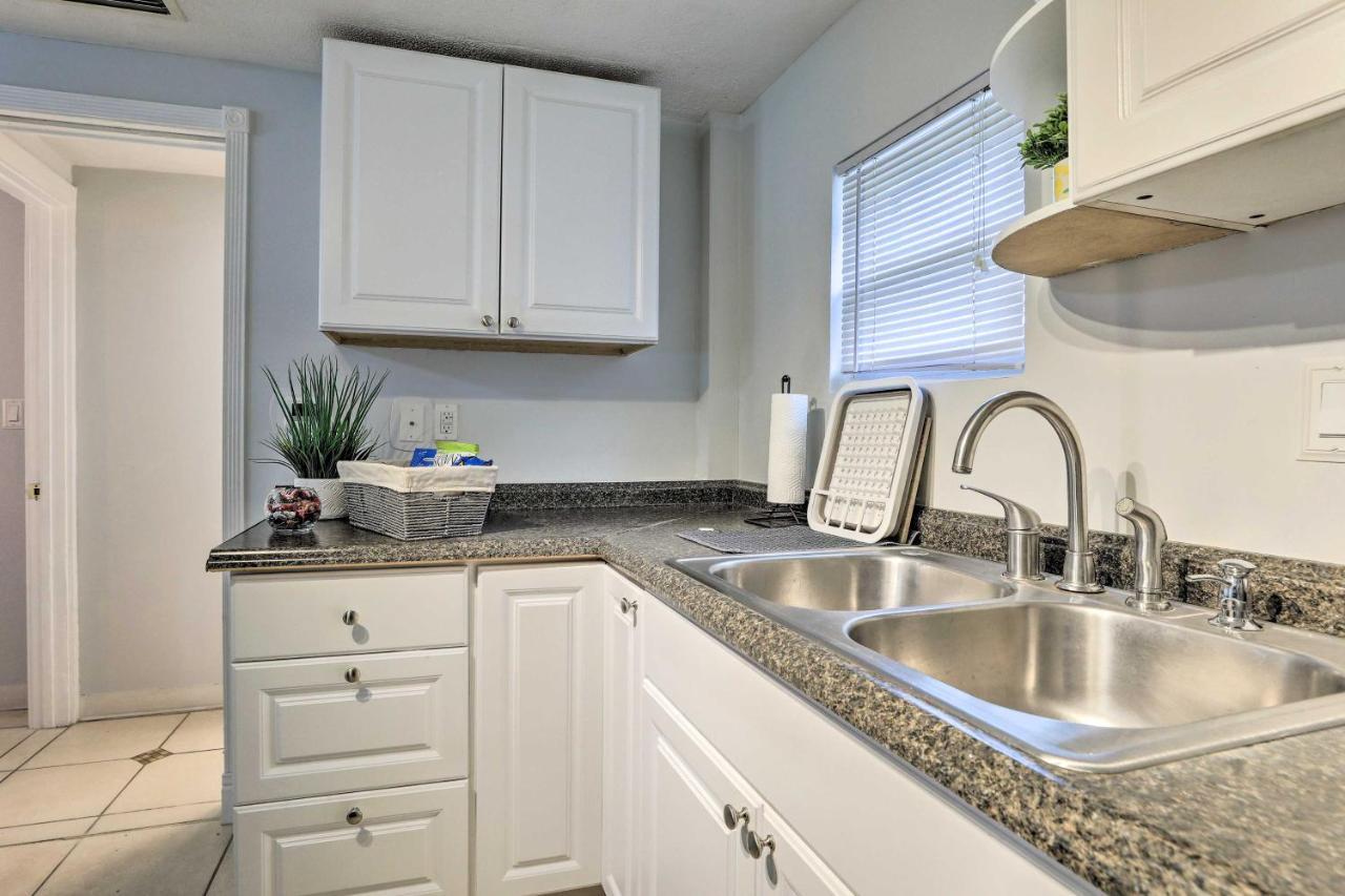 8 Mi To Siesta Key! Holiday home