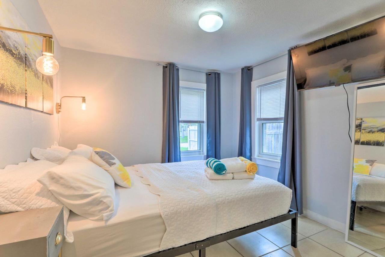 Holiday home 8 Mi To Siesta Key! Sarasota
