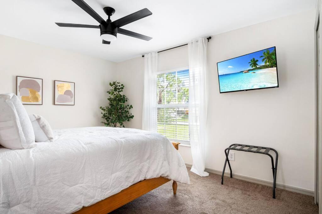Cape Escape Ii - 4bdr - 2bth - Pool - Sleeps 10 Or More