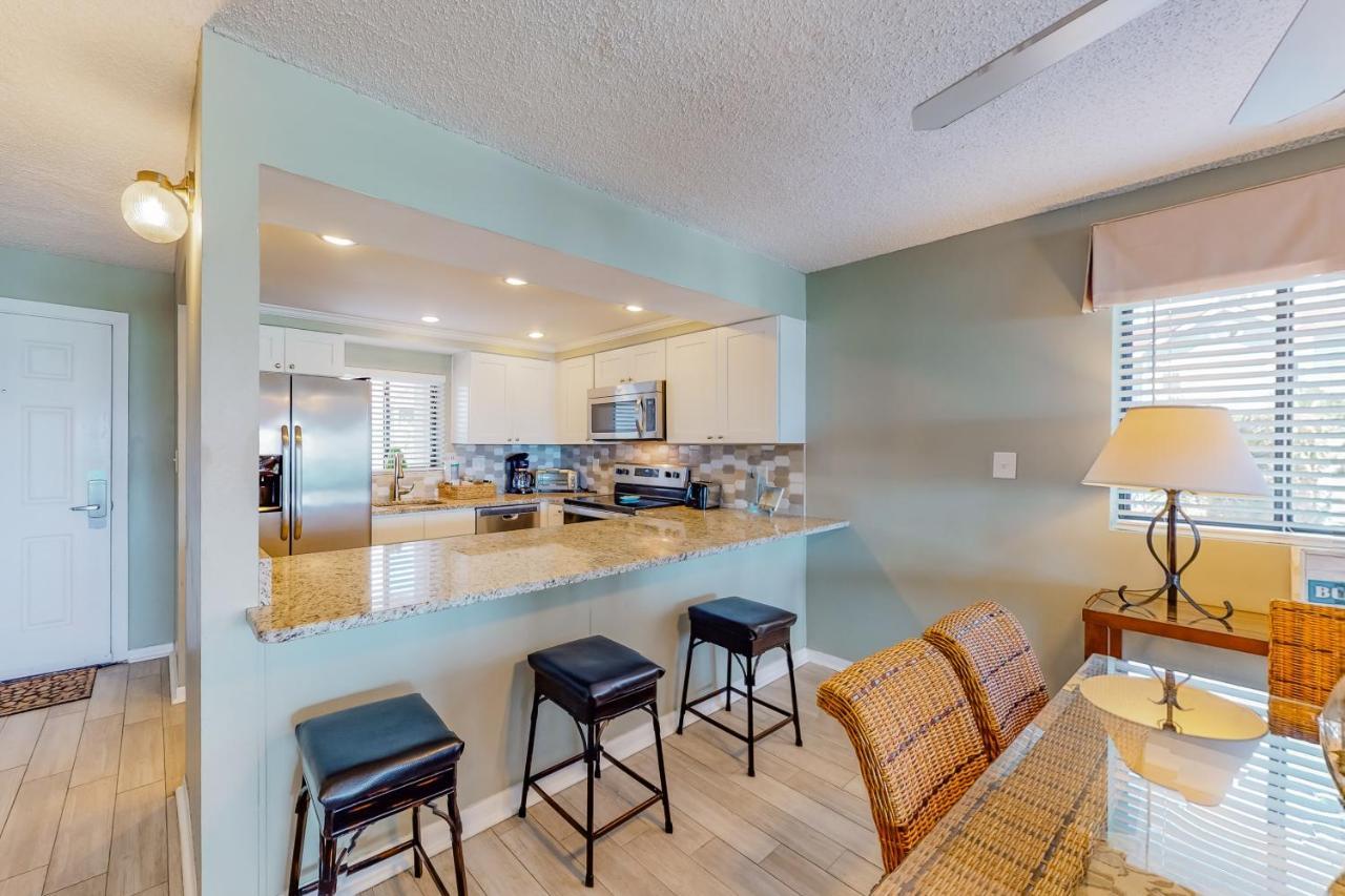 Apartment Huntington By The Sea 201 Miramar *