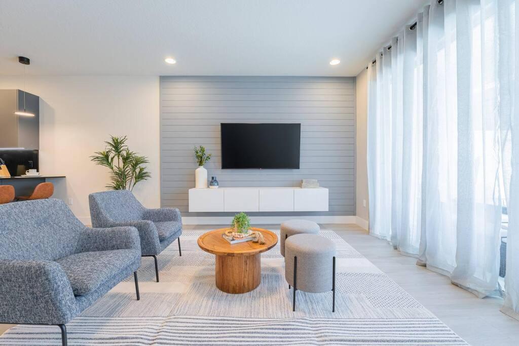 Holiday home **brand New** Luxurious Decor Townhouse With Private Pool Hit17145 Orlando