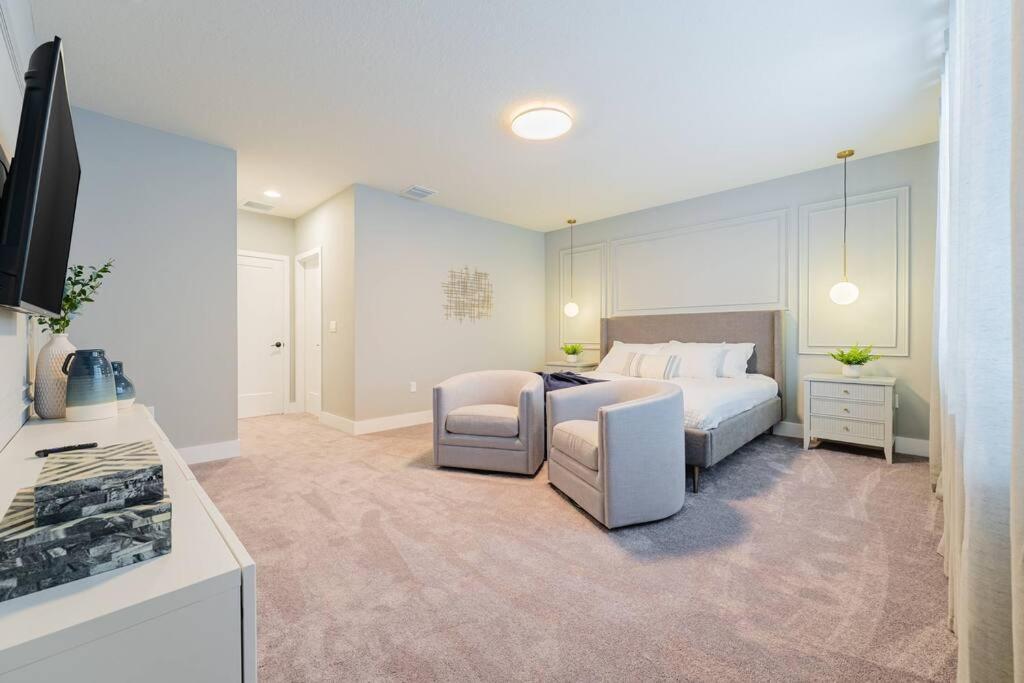 **brand New** Luxurious Decor Townhouse With Private Pool Hit17145 Holiday home