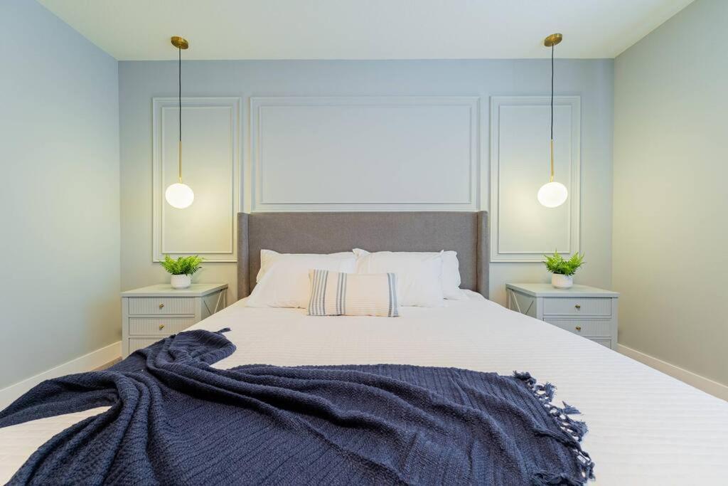 **brand New** Luxurious Decor Townhouse With Private Pool Hit17145 *