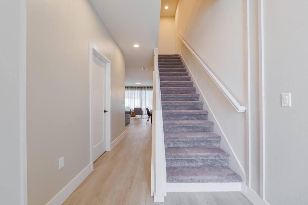 Holiday home **brand New** Luxurious Decor Townhouse With Private Pool Hit17145 Orlando