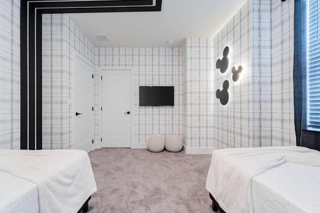 Holiday home **brand New** Luxurious Decor Townhouse With Private Pool Hit17145