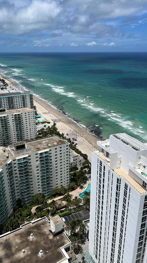 Lyfe Oceanview Luxury 2 Bedroom Unit Apartment Hollywood