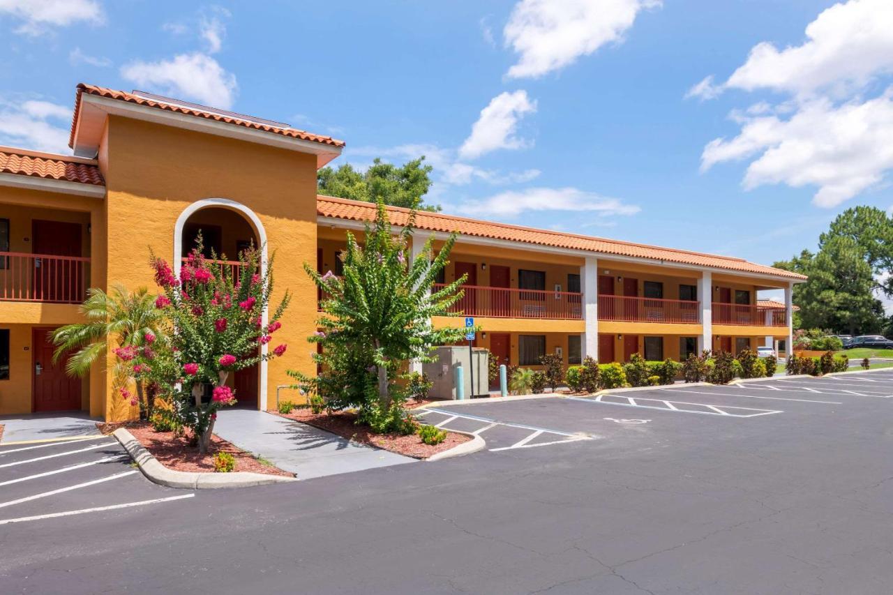Hotel Quality & Mt Dora North Mount Dora
