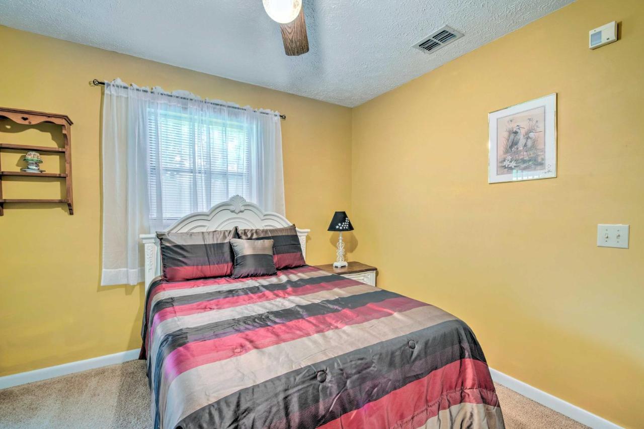 Holiday home Pet-friendly Retreat With Lake And Dock! *