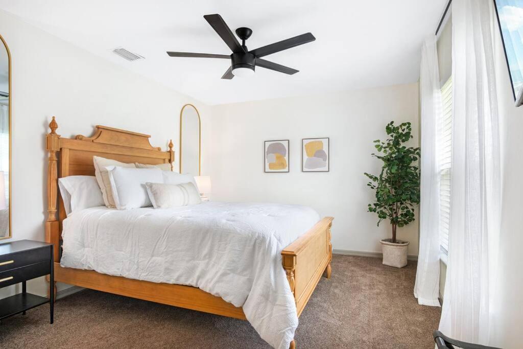 Cape Escape Ii - 4bdr - 2bth - Pool - Sleeps 10 Or More