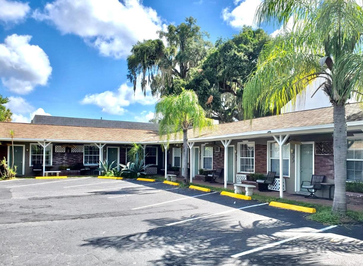Motel Shamrock Cove Inn