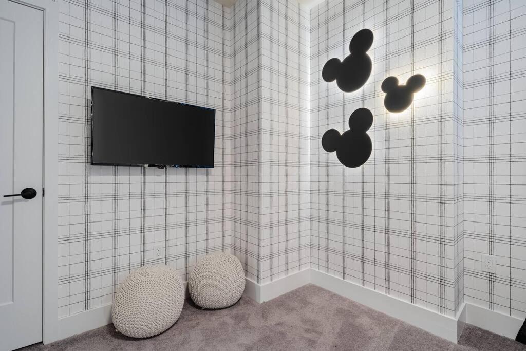 Holiday home **brand New** Luxurious Decor Townhouse With Private Pool Hit17145 *