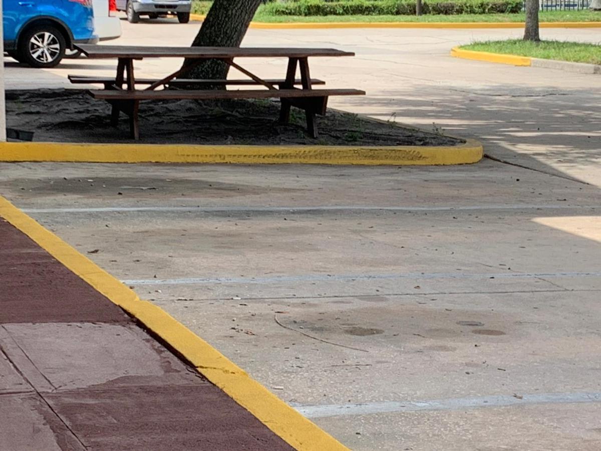 Motel Americas Value & 2*