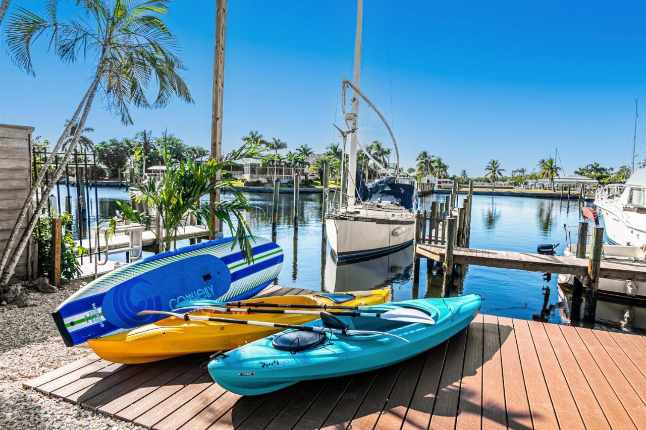 Latitude 26 Waterfront Boutique - Myers Inn Fort Myers Beach