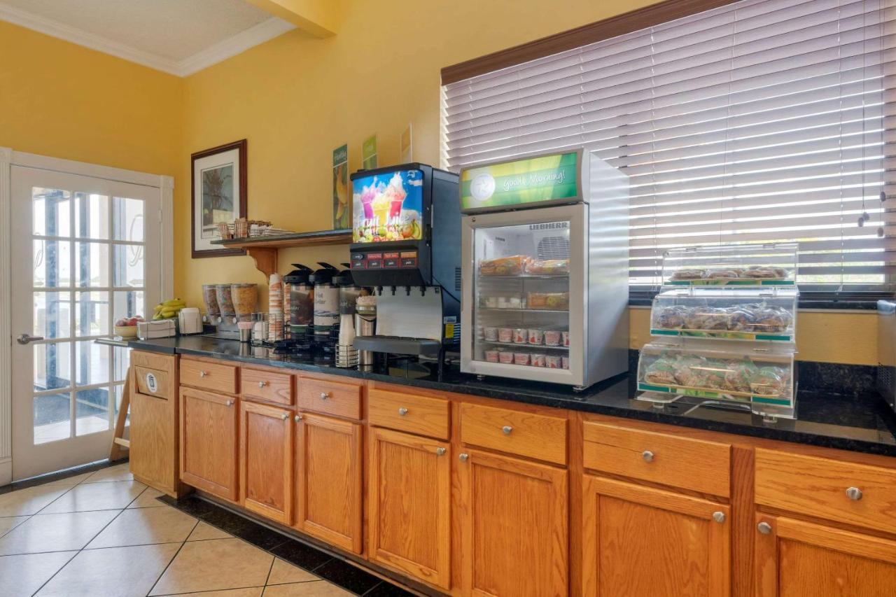 Quality & Mt Dora North Hotel