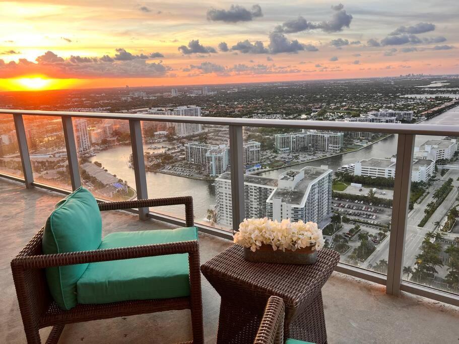 Ocean View Beachfront 2bed/2b M-penthouse @hyde Apartment *