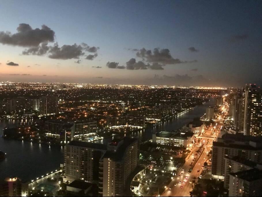 Ocean View Beachfront 2bed/2b M-penthouse @hyde *