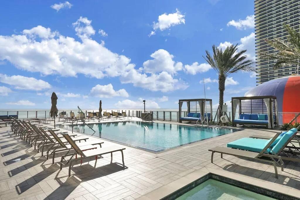 Ocean View Beachfront 2bed/2b M-penthouse @hyde Apartment *