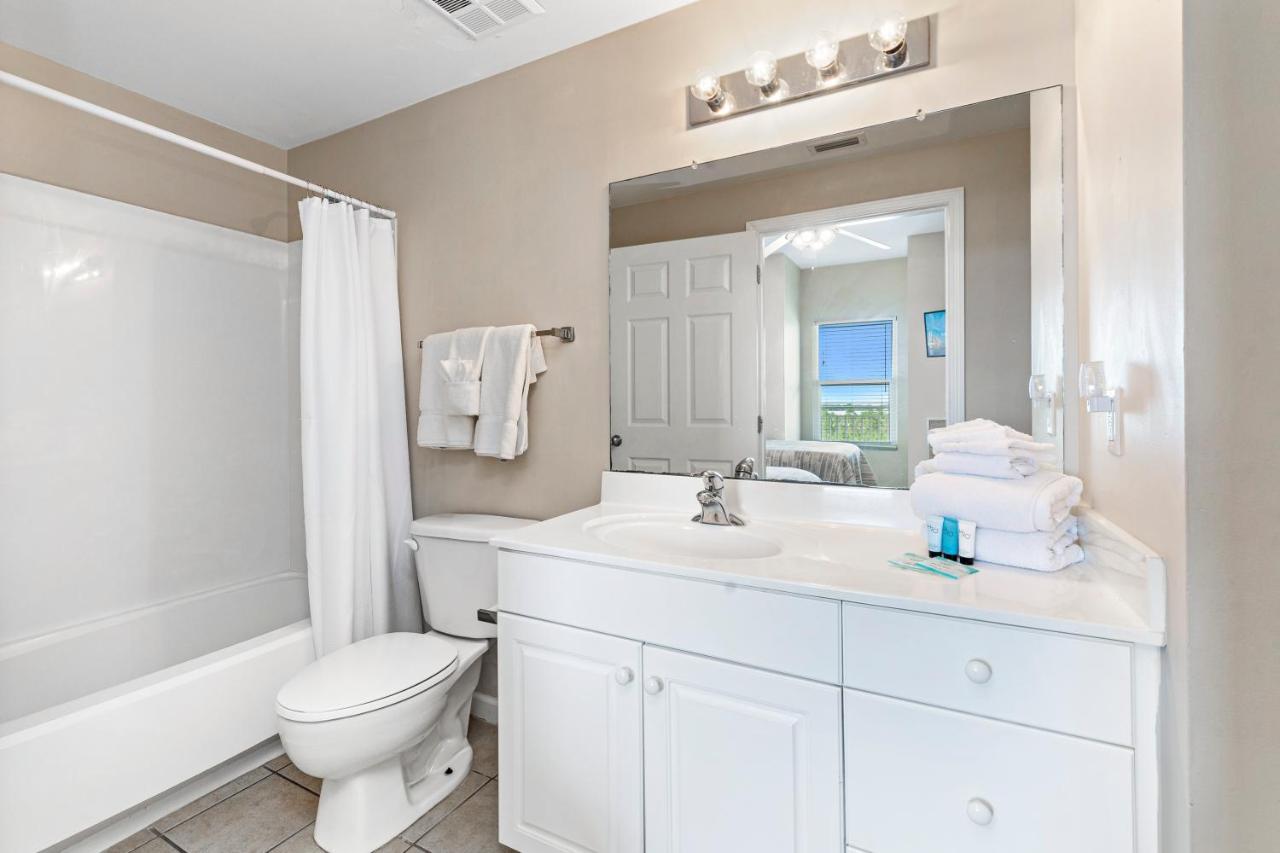 Windemere Beachfront Unit 1006 Apartment