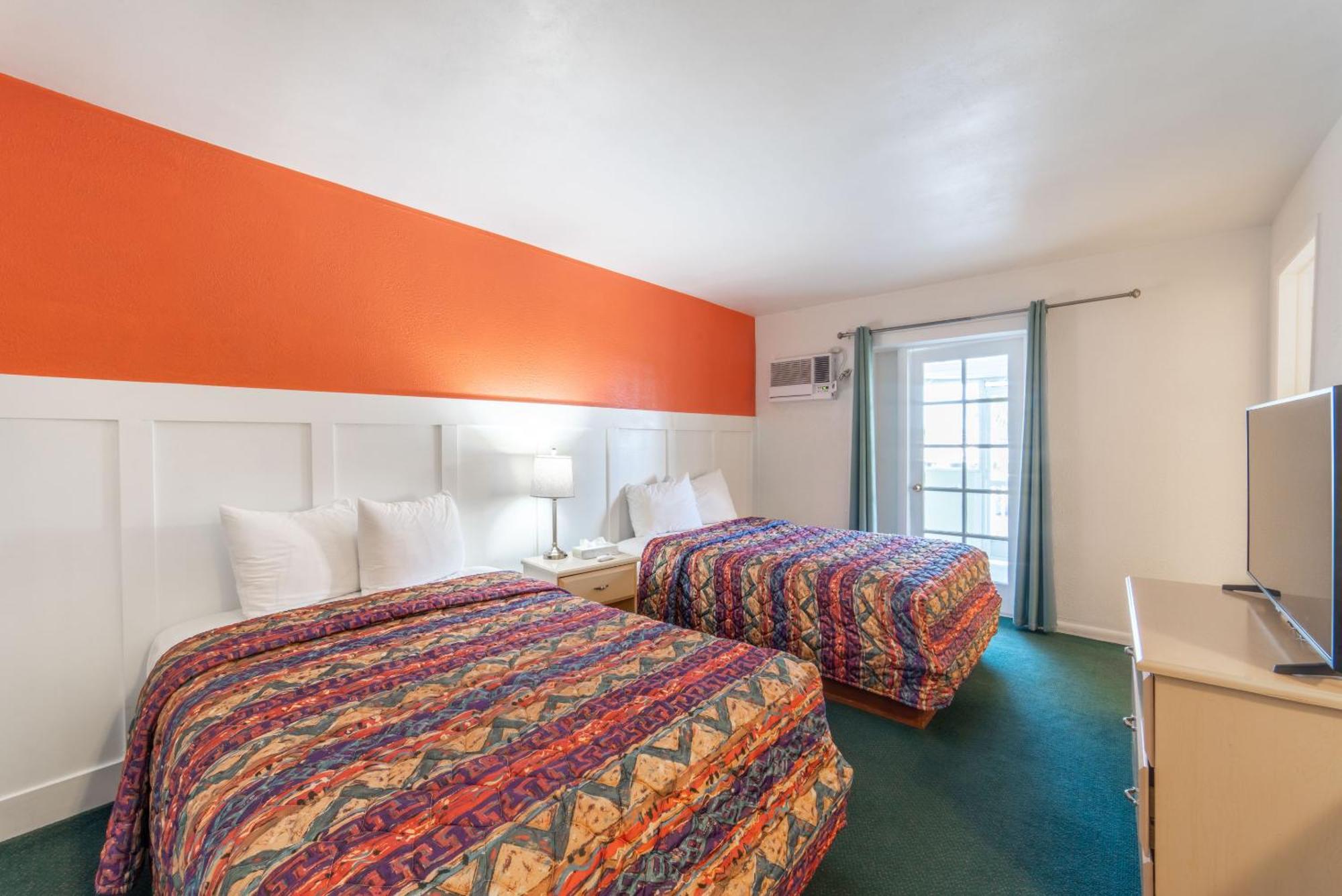 Captain's Table By Adventures 3* Everglades City