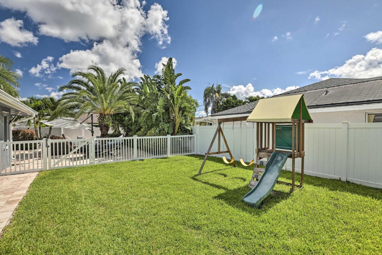 Luxe Escape With Pool 4 Mi To Holiday home