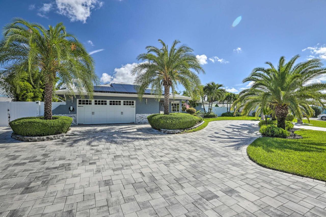Holiday home Luxe Escape With Pool 4 Mi To Cape Coral