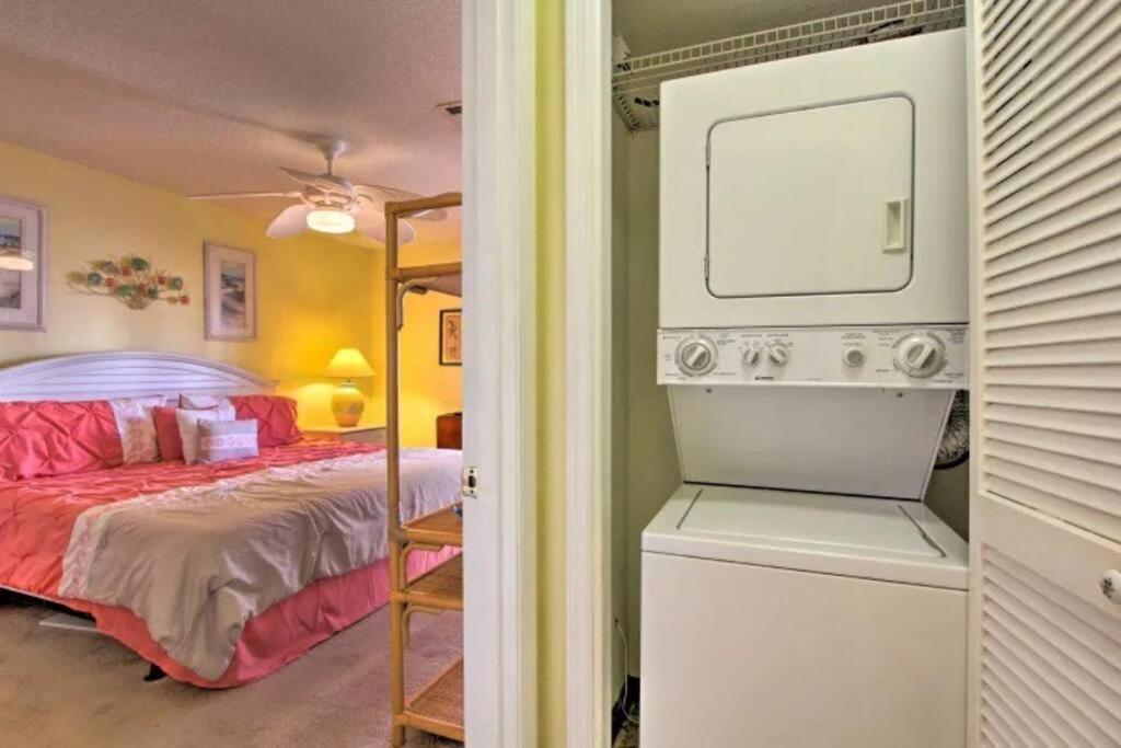 Holiday home Cheerful 1-bedroom Townhouse With Spacious Loft *
