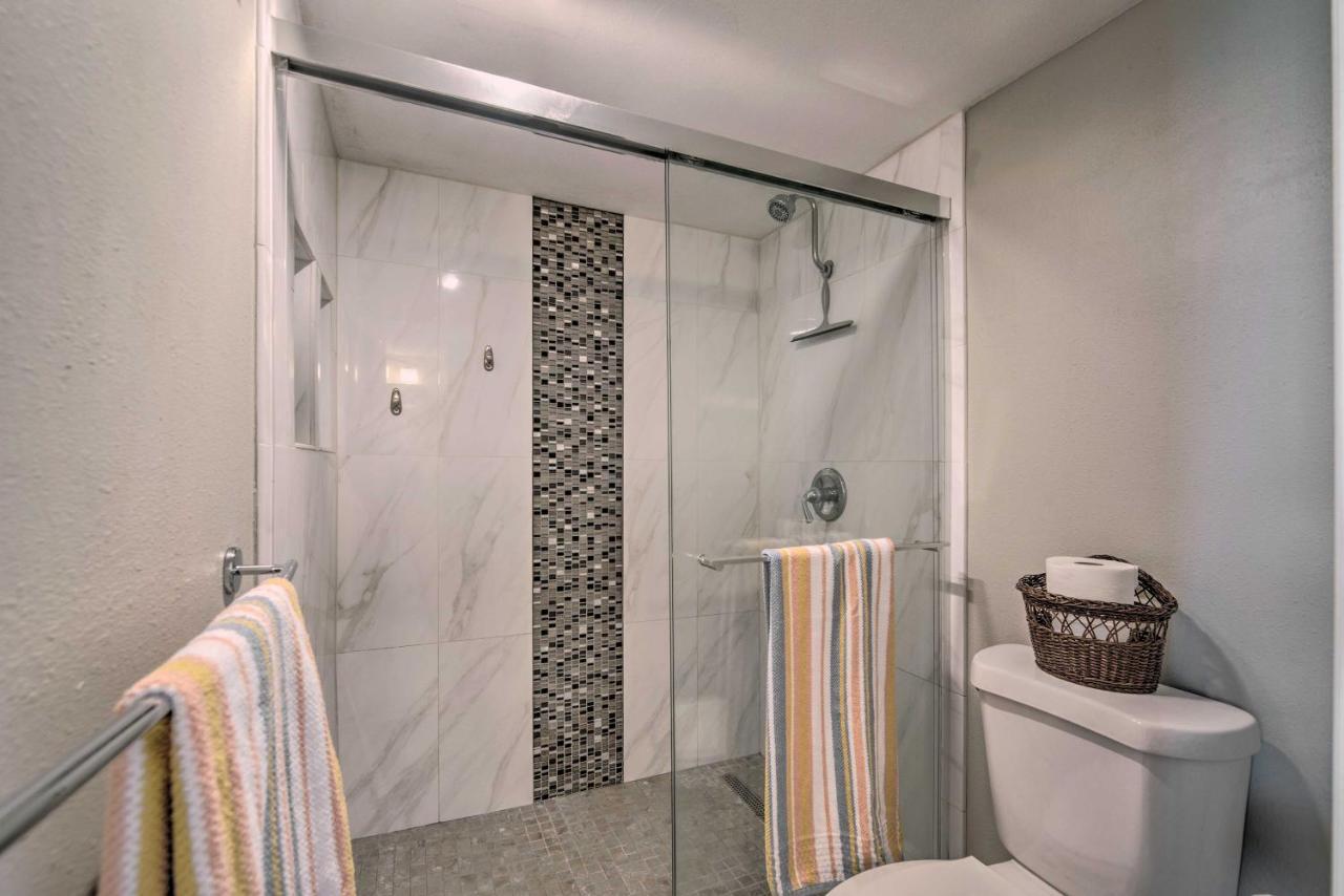 Relaxing Steps From The Pool! Apartment *