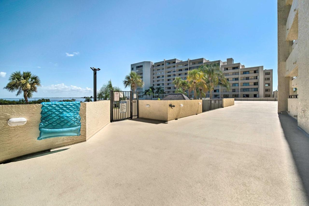 Relaxing Steps From The Pool! Hudson