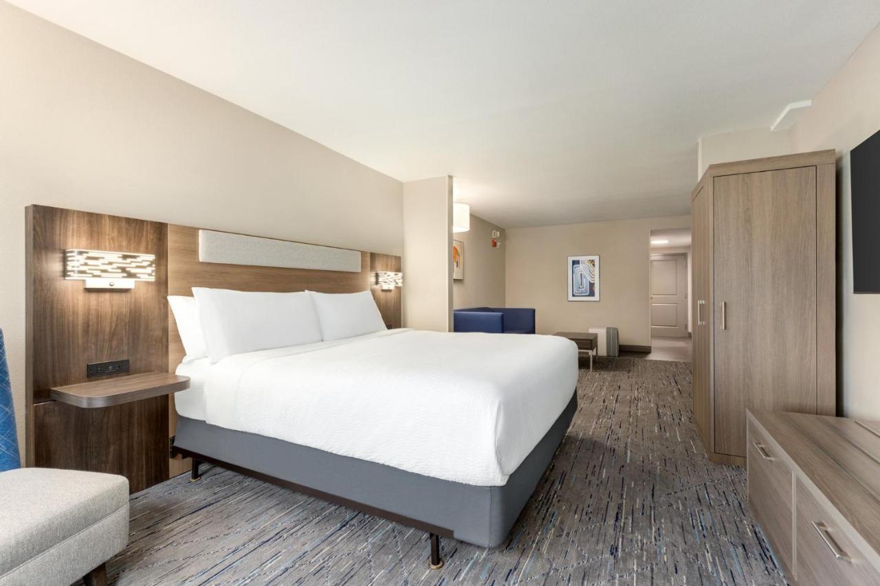 Hotel Express & Pierce West By Ihg
